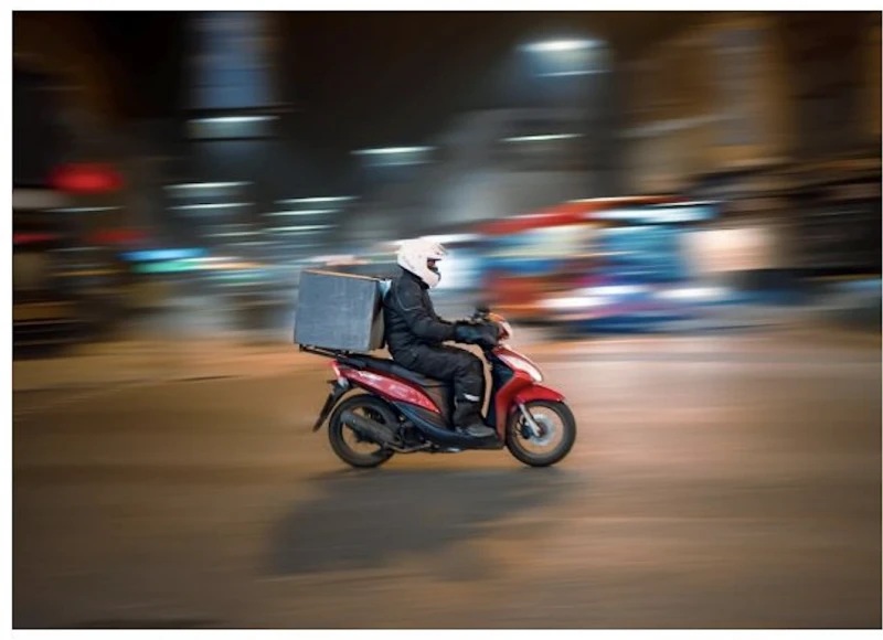 Is it legal to fine couriers?