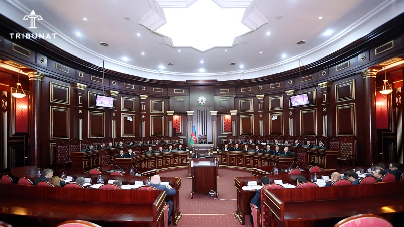 Ali Məhkəmənin Plenumu xarici elementli kommersiya mübahisələri ilə bağlı qərar qəbul edib